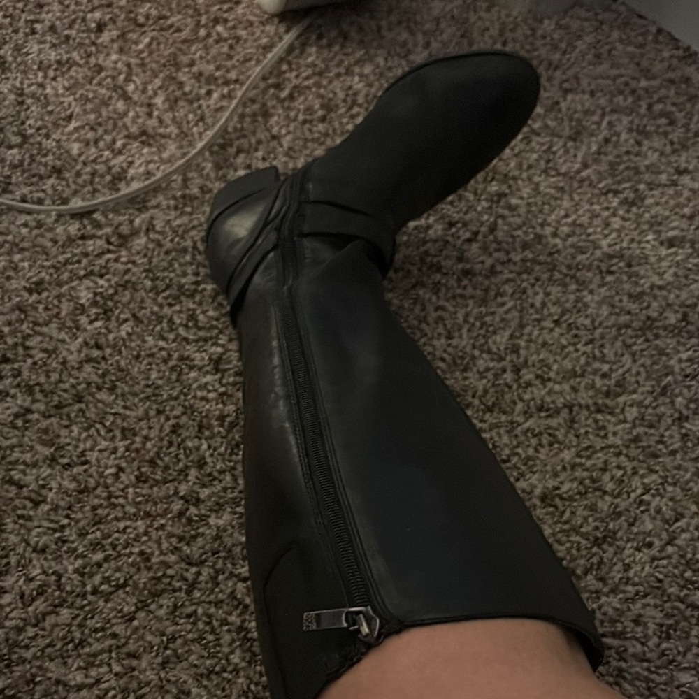 Anne Klein Black Elegant Heeled Boots - Picture 8 of 8